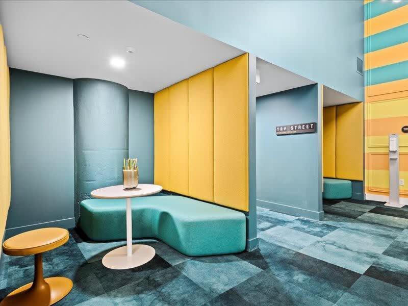 Cozysuites Roomy 1Br, Downtown פיטסבורג מראה חיצוני תמונה