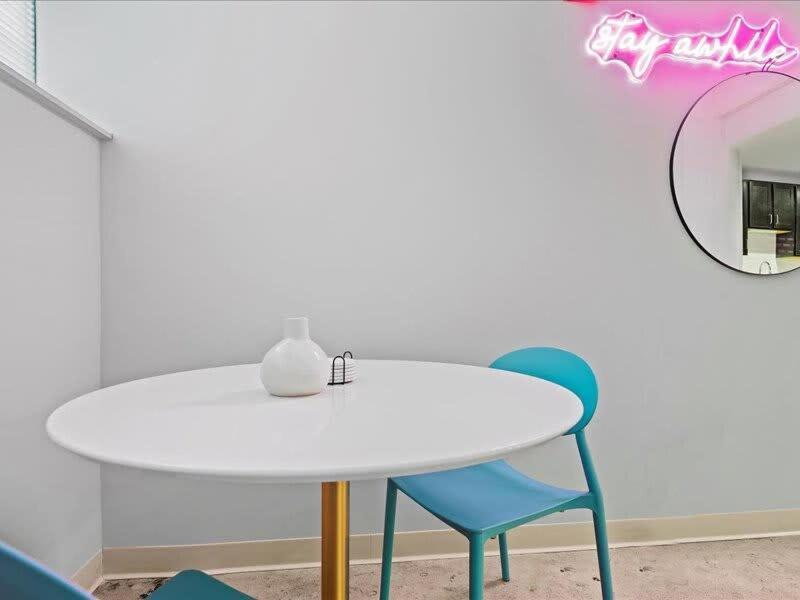 Cozysuites Roomy 1Br, Downtown פיטסבורג מראה חיצוני תמונה